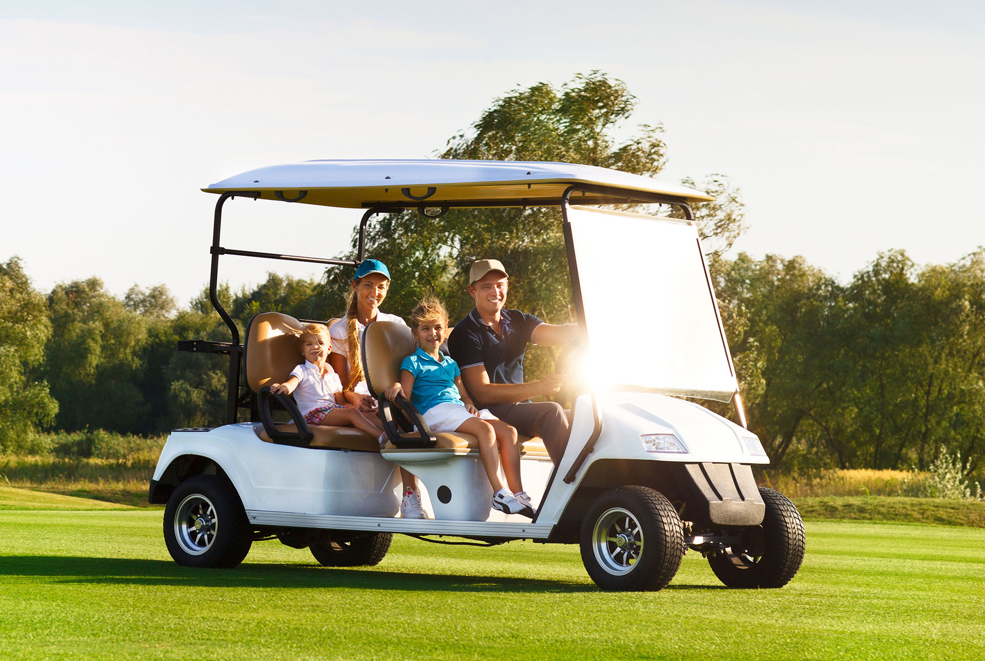 Beautiful family portrait in a cart at the golf course – Coyote Springs ...